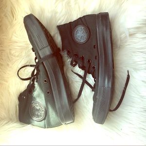 Black high top converse size 9